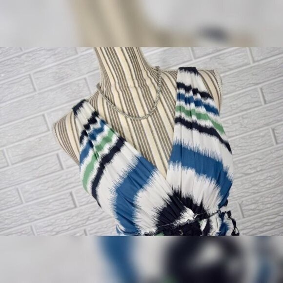 BCBGMaxAzria Striped Ruffled Dress Size Medium - Picture 2 of 8